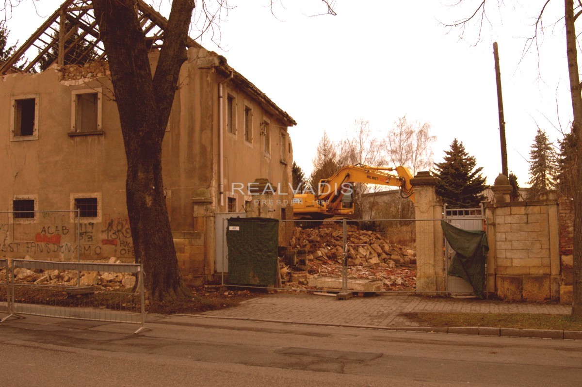 Abrißarbeiten, Vorhaben: Neubau ETW in Leubnitz-Neuostra Abrißarbeiten am Neubauobjekt in Leubnitz-Neuostra